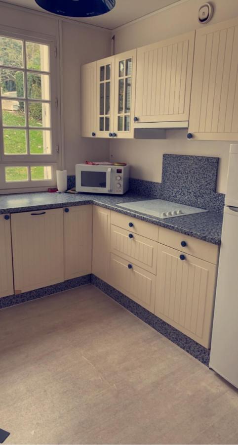 Le Petit Voilier Apartment Трувил сюр Мер Екстериор снимка