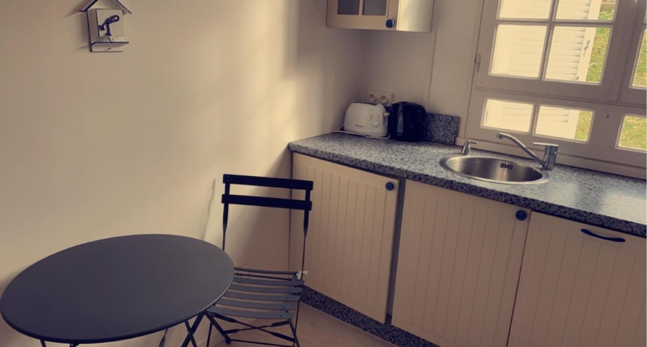 Le Petit Voilier Apartment Трувил сюр Мер Екстериор снимка